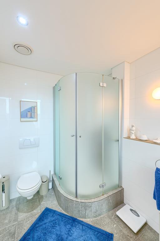#1101 Cartwright - Chic Downtown Apartment Cape Town